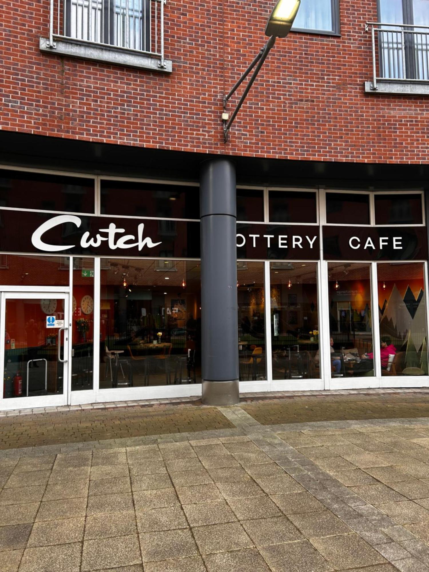City Centre Apartment. Wrexham Buitenkant foto
